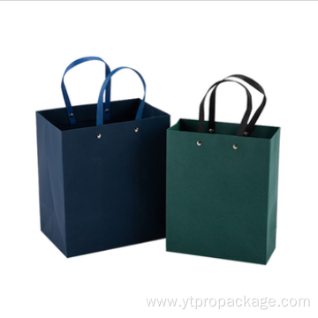 Luxury Gift Paper Bags Custom Stamping Printed Logo